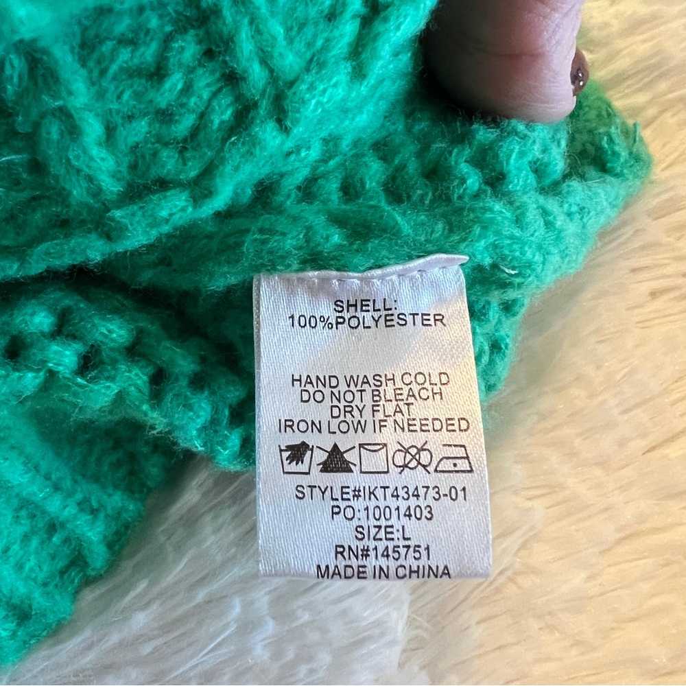 Pink Lily Vibrant Green Crew Neck Knit Sweater - Large - Picture 5 of 6